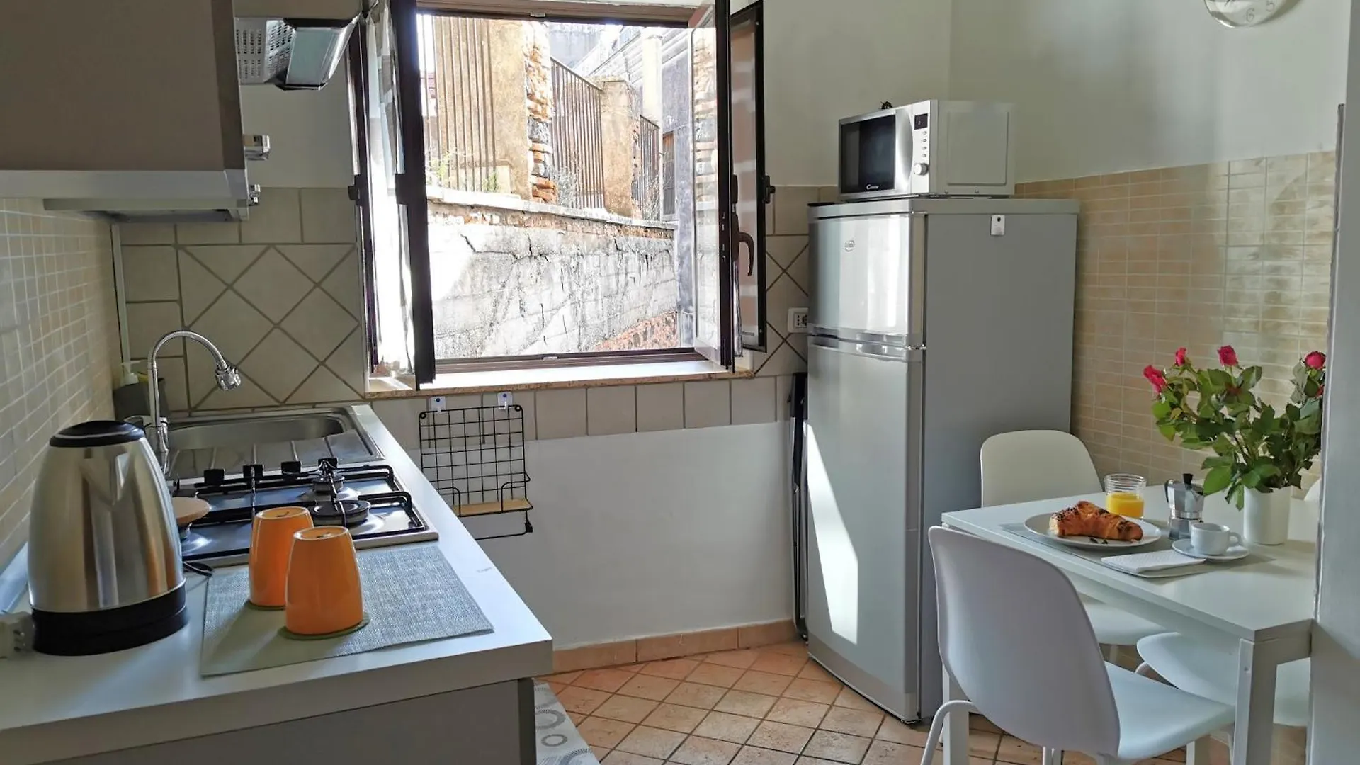 Appartamento Didi House Duomo Aeroporto di Catania Fontana Rossa 0*,  Italia