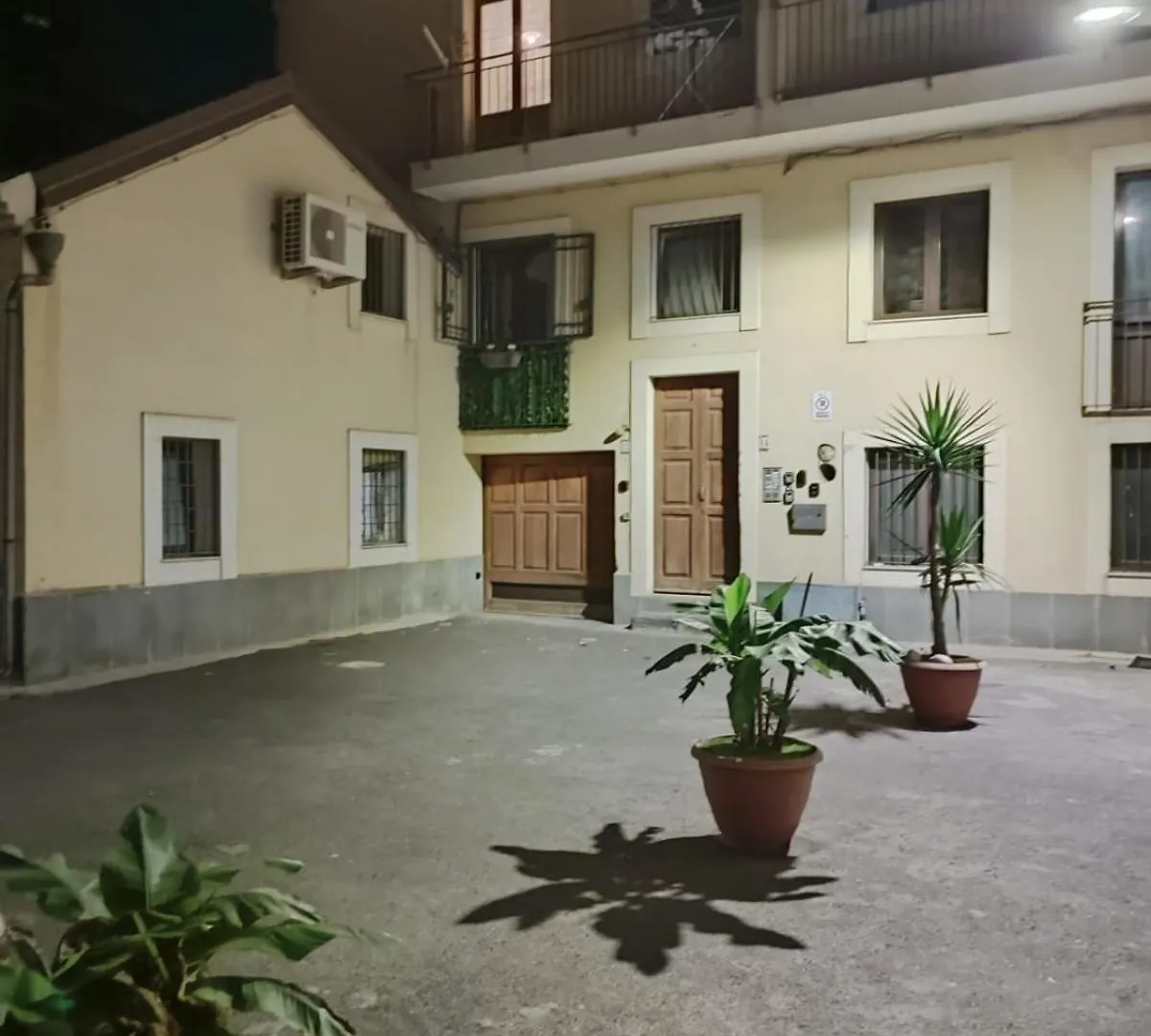 Appartamento Didi House Duomo Aeroporto di Catania Fontana Rossa
